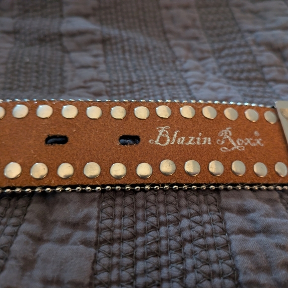 Blazin Roxx Black and Silver Studded Belt - Picture 6 of 10